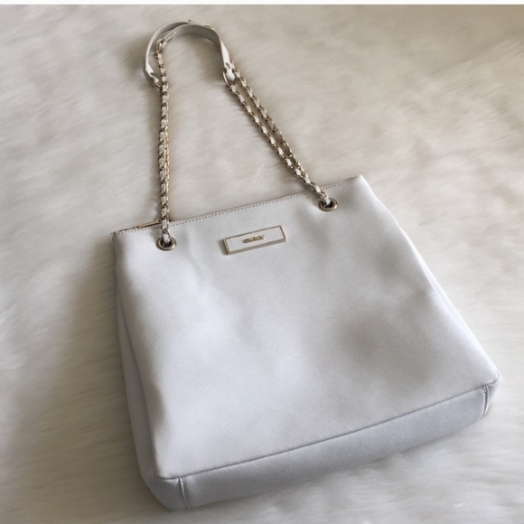 DKNY White leather chain strap purse - Picture 2 of 8